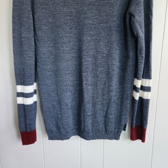 Madewell First Draft Varsity Stripe Merino Wool V-Neck Sweater Gray Size M - Picture 7 of 13